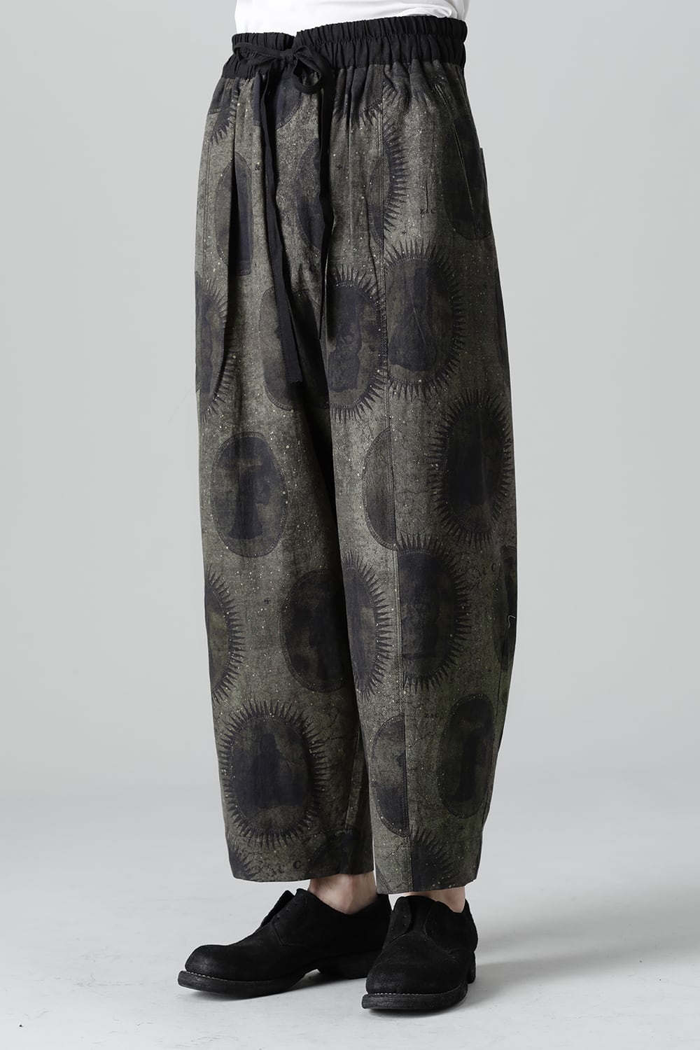 Tapered Cut Drawstring Pants