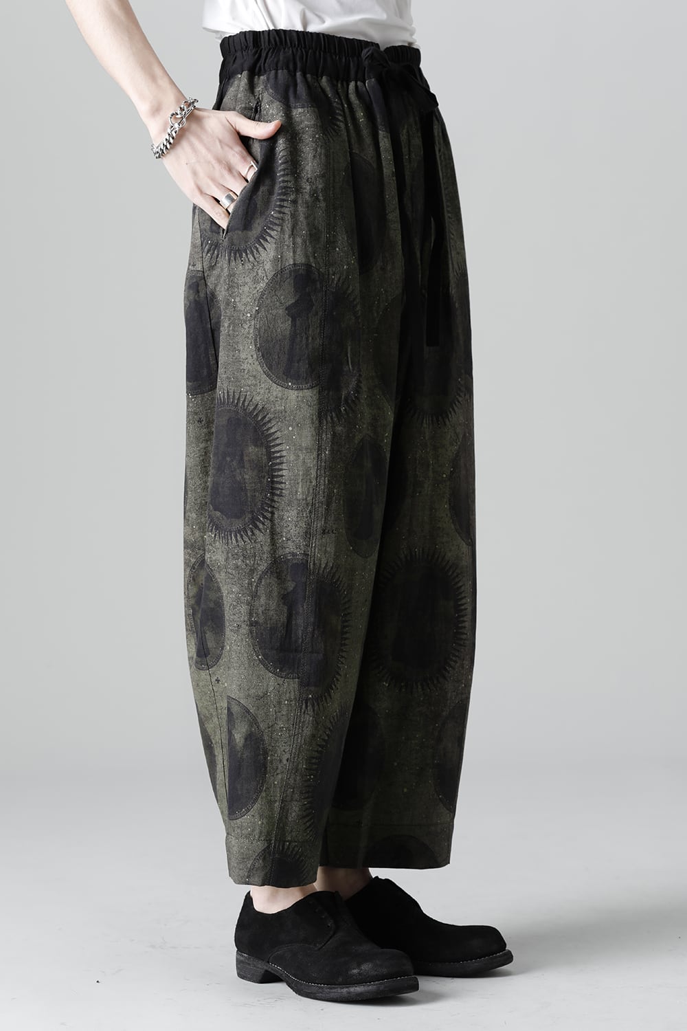 Tapered Cut Drawstring Pants