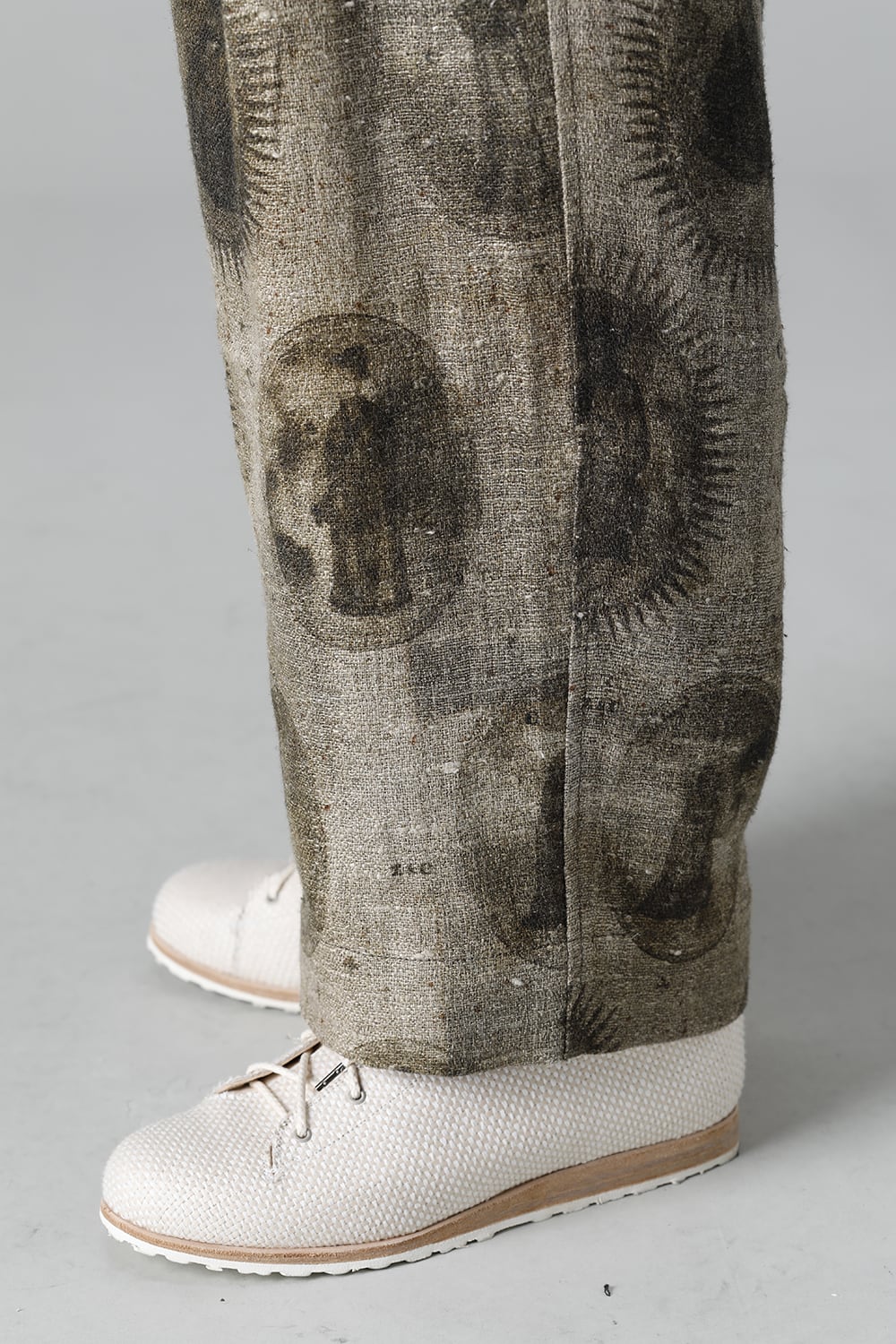 Front Pleated Collage Trousers With Scholar Print