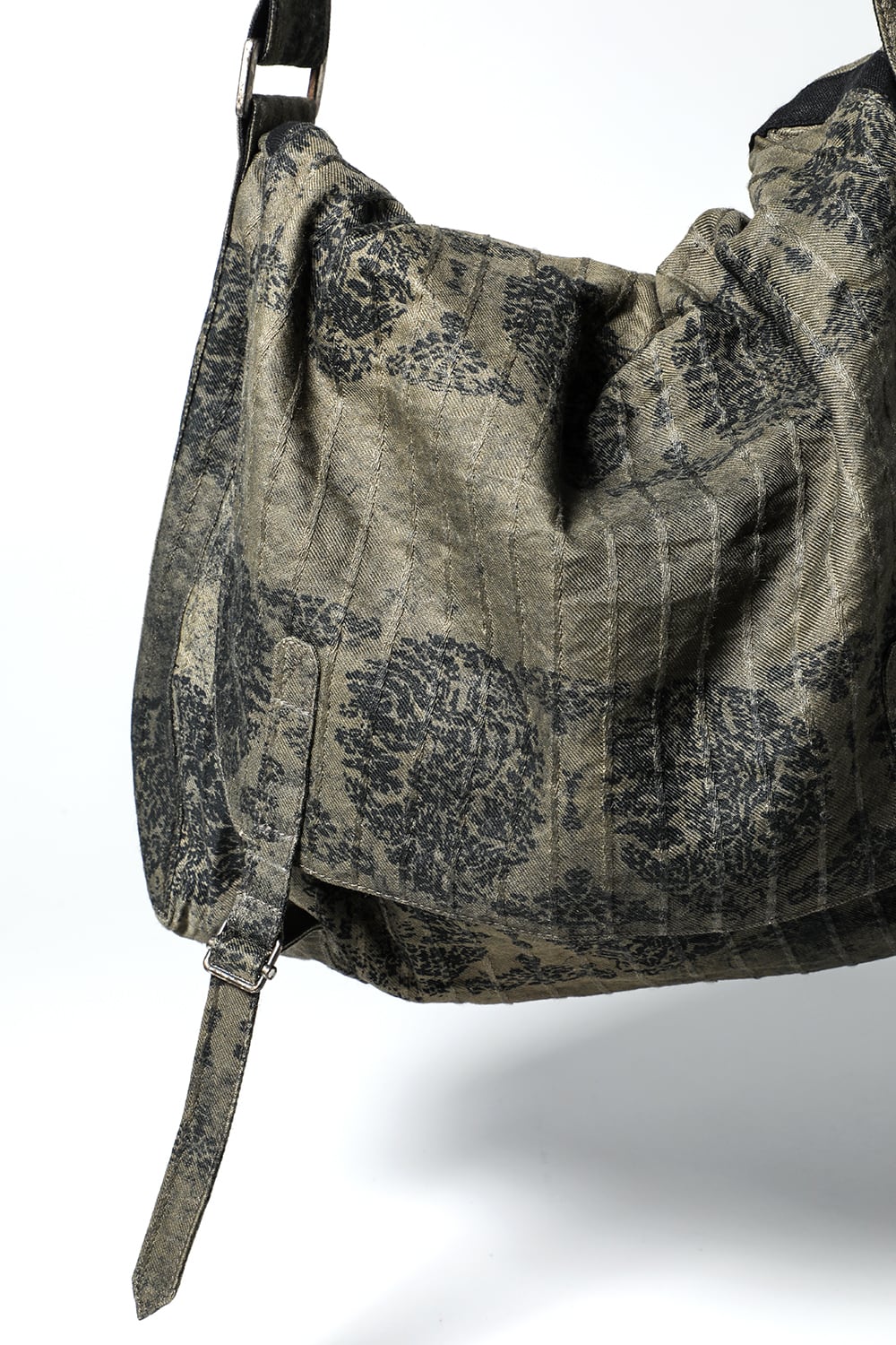 メッセンジャーズバッグ