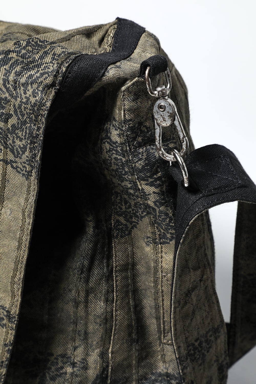 メッセンジャーズバッグ