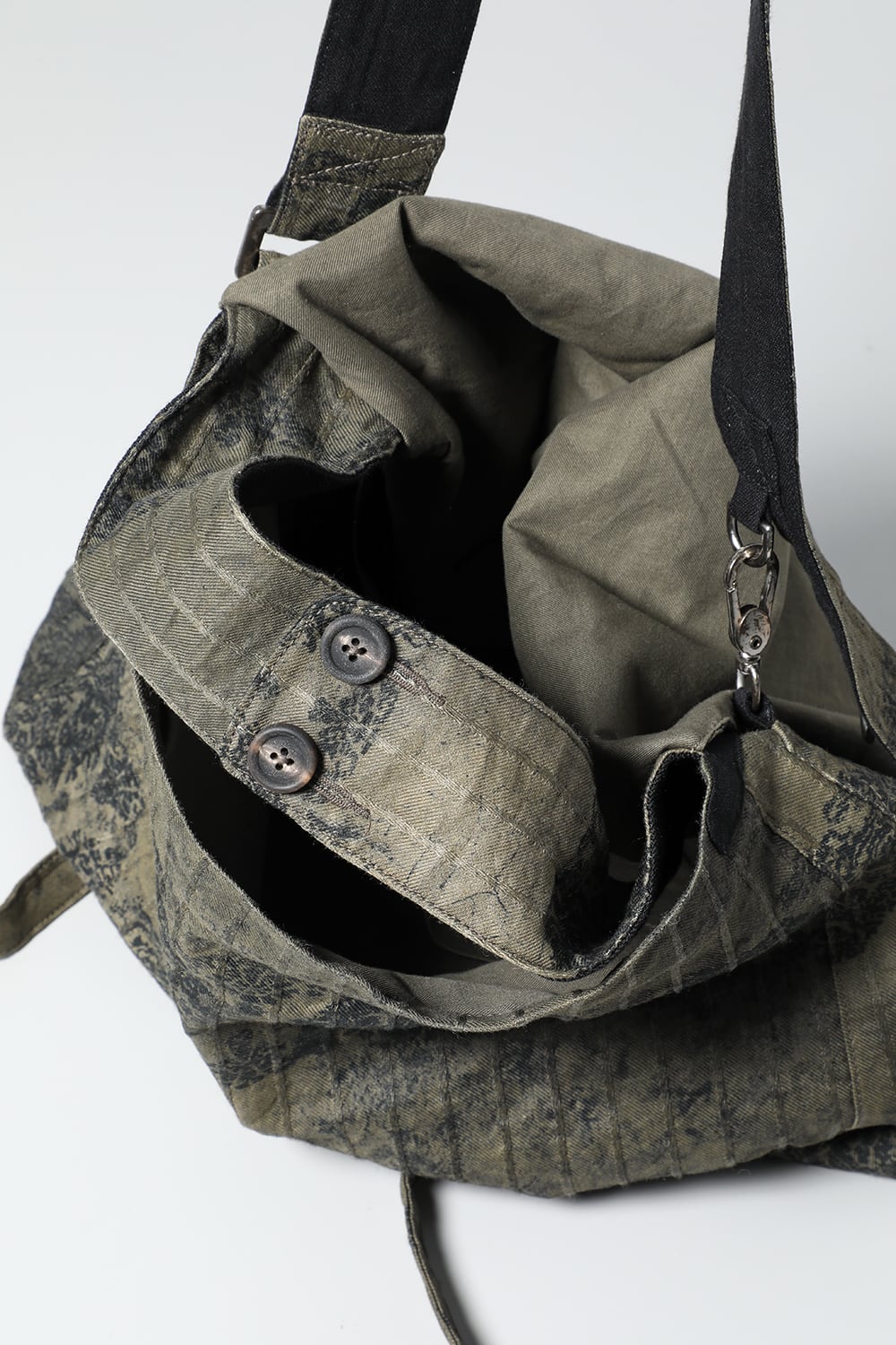 メッセンジャーズバッグ