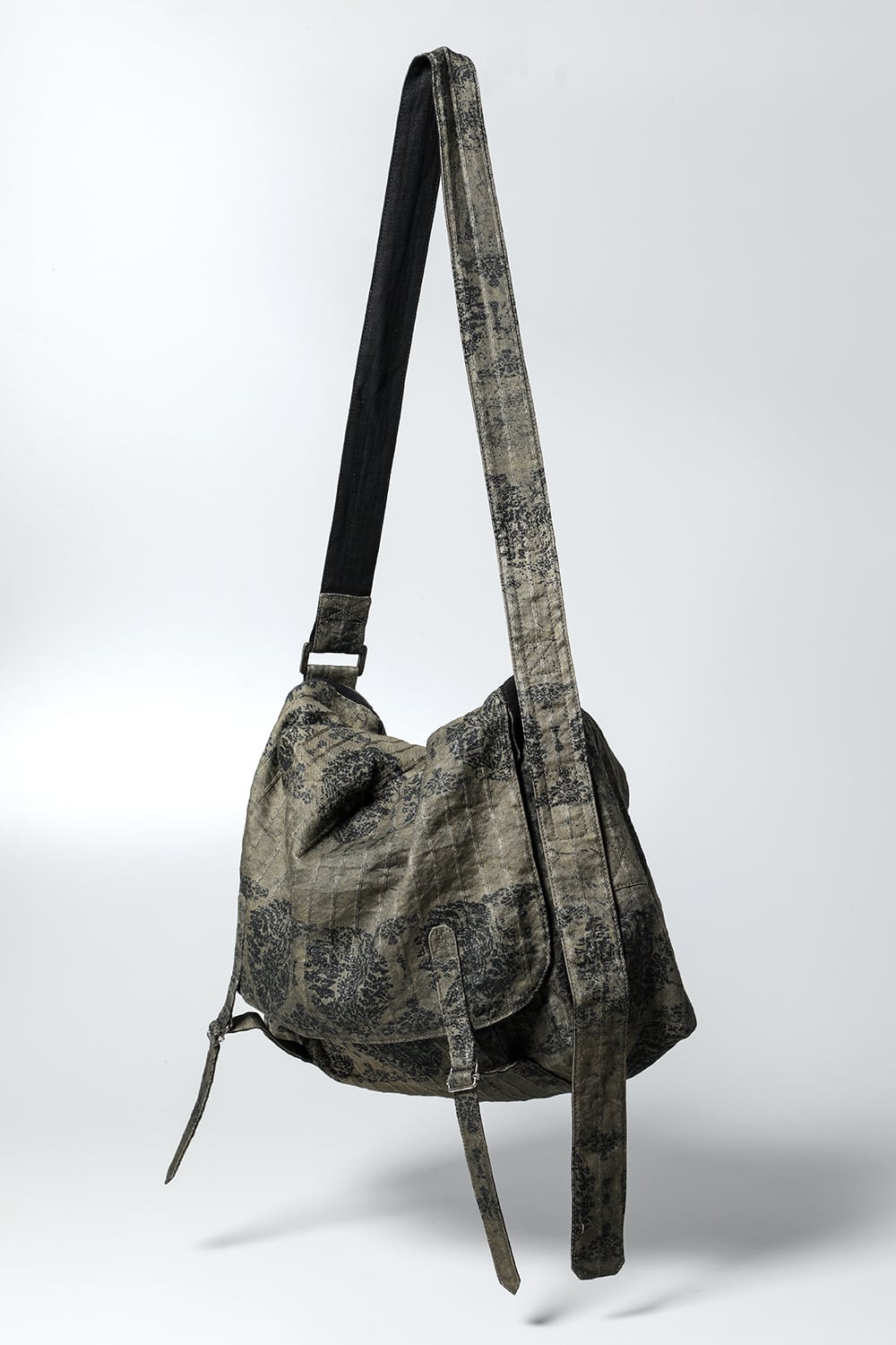 メッセンジャーズバッグ