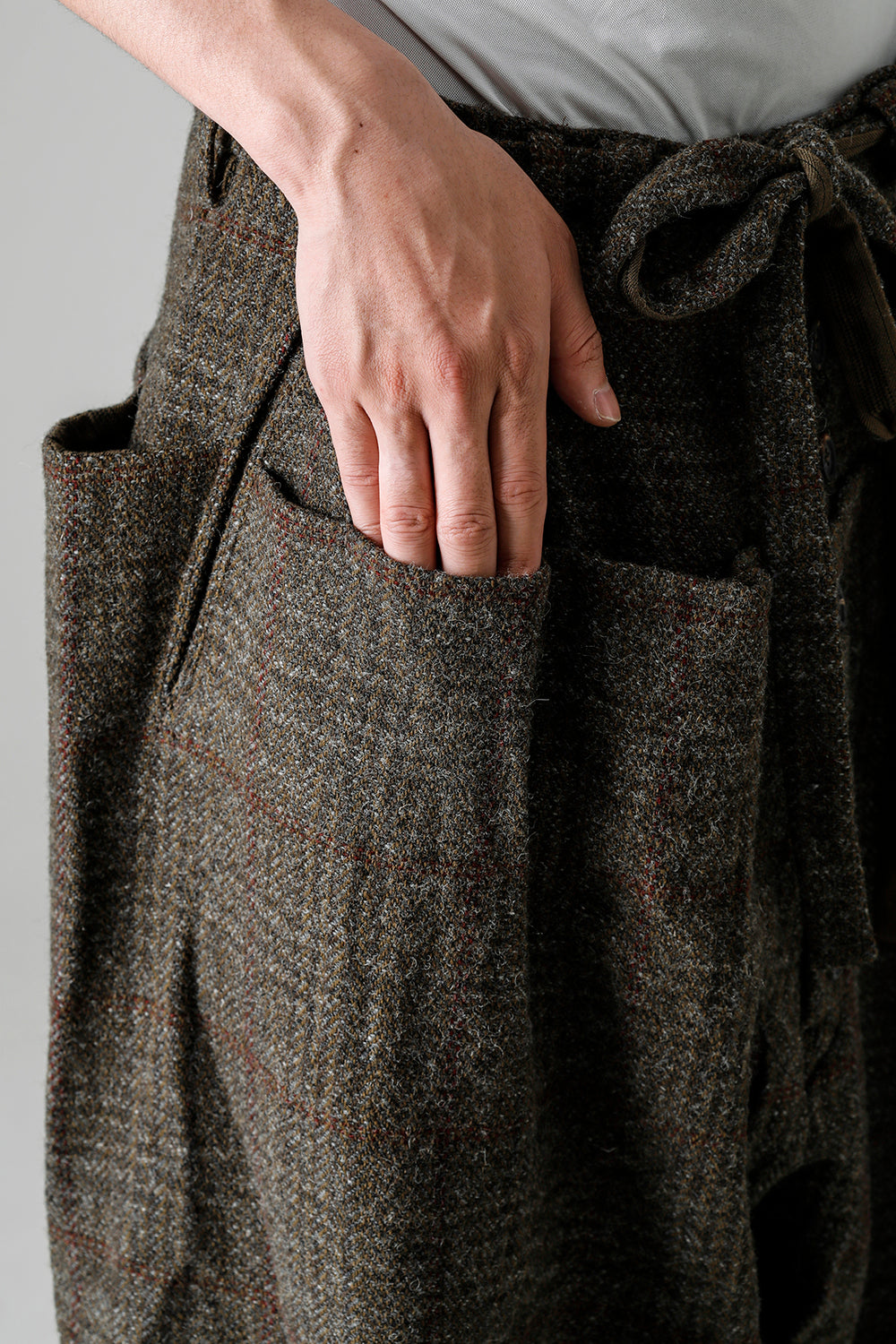 Front Pleats Wide Drawstring Trousers