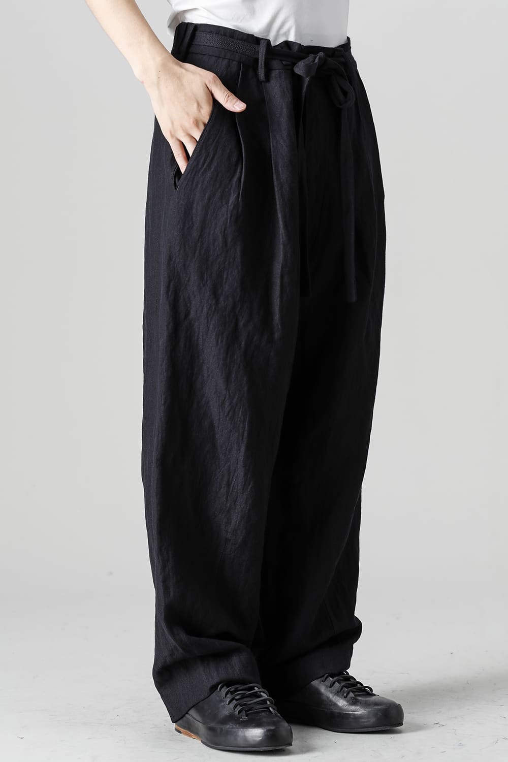 Half Drawstring Trousers