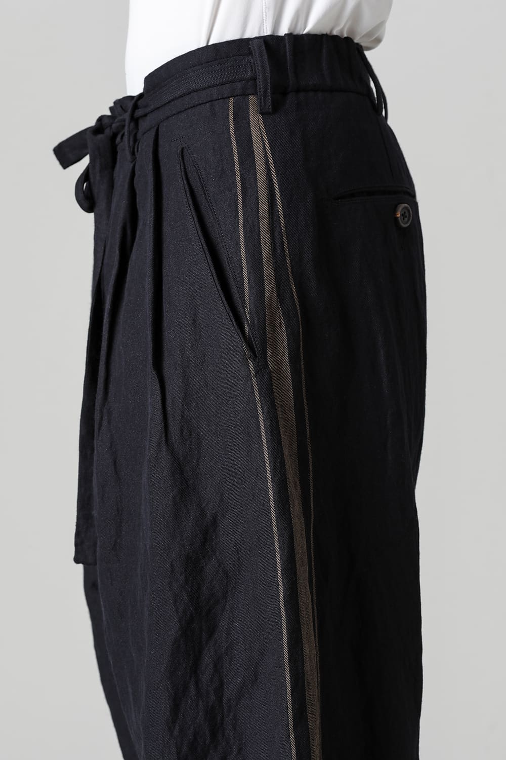 Half Drawstring Trousers