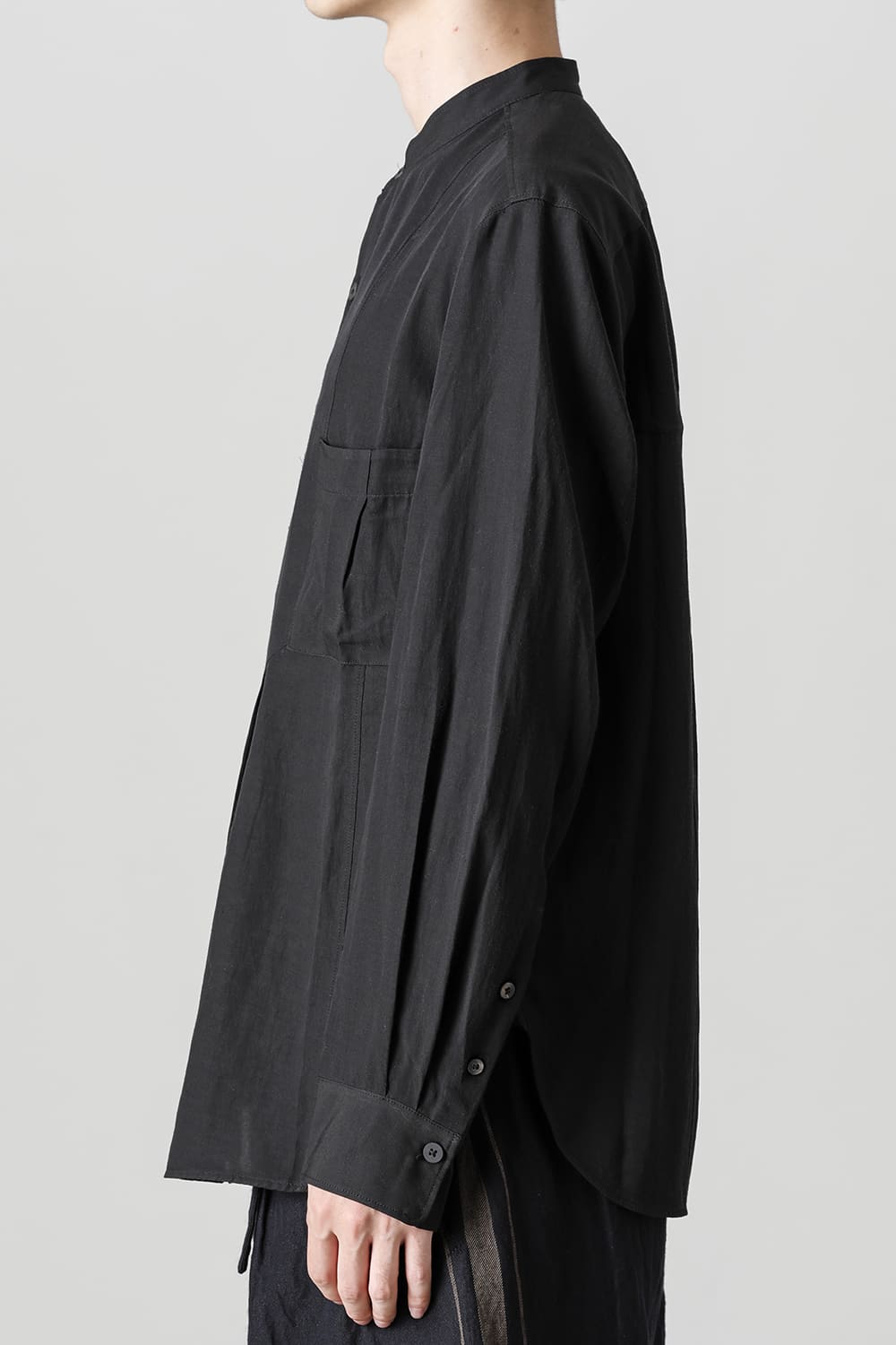 マンダリンカラー ポケットシャツ