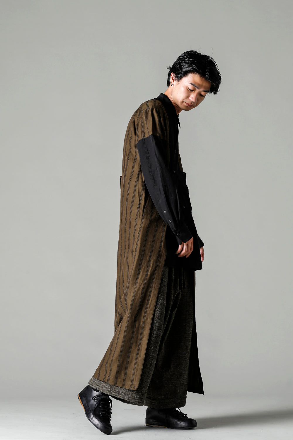 Bi-Color Front Slit Shirt Robe