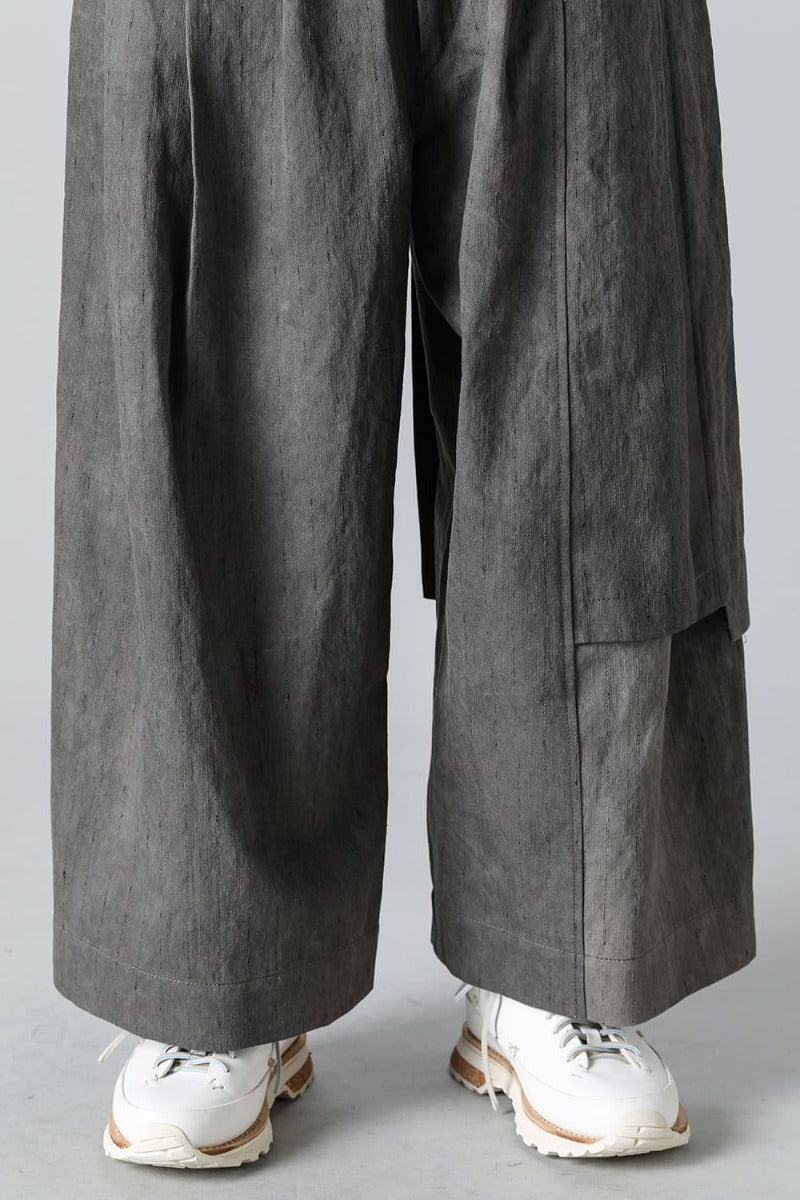 プリーツワイド トラウザーズ