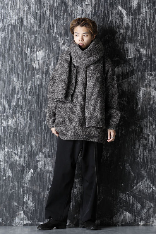 KNITTED SCARF - Dark Mere