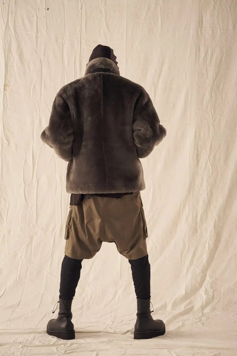 FASCINATE_THE R Limited Mouton Jacket Gray