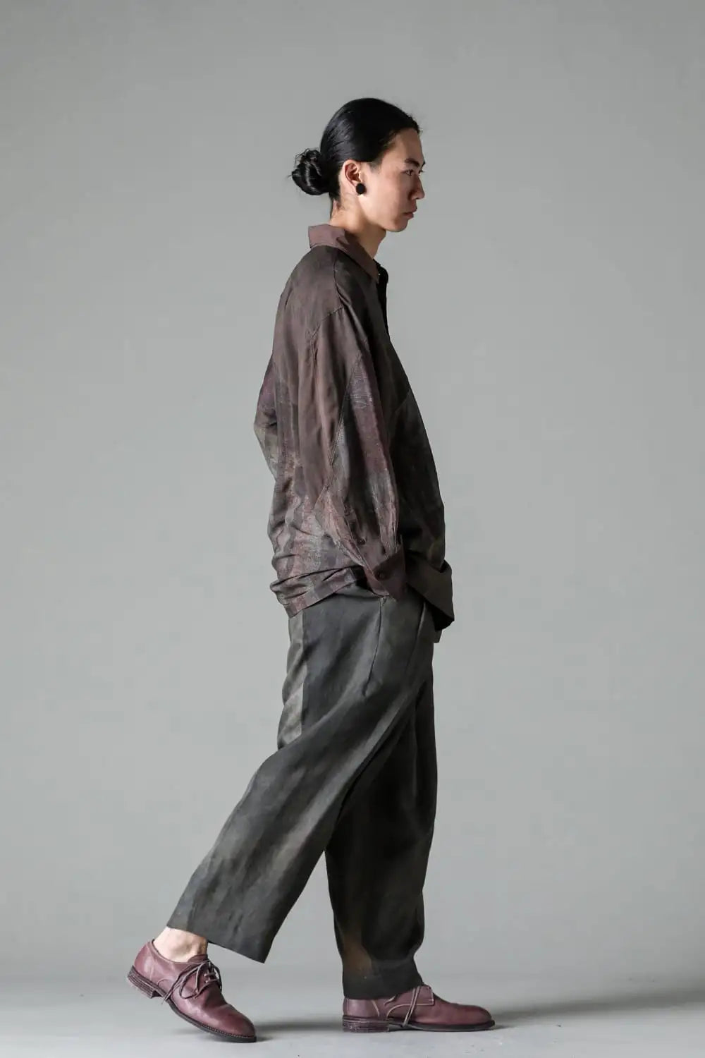 Front Pleats Tapered Long Trousers