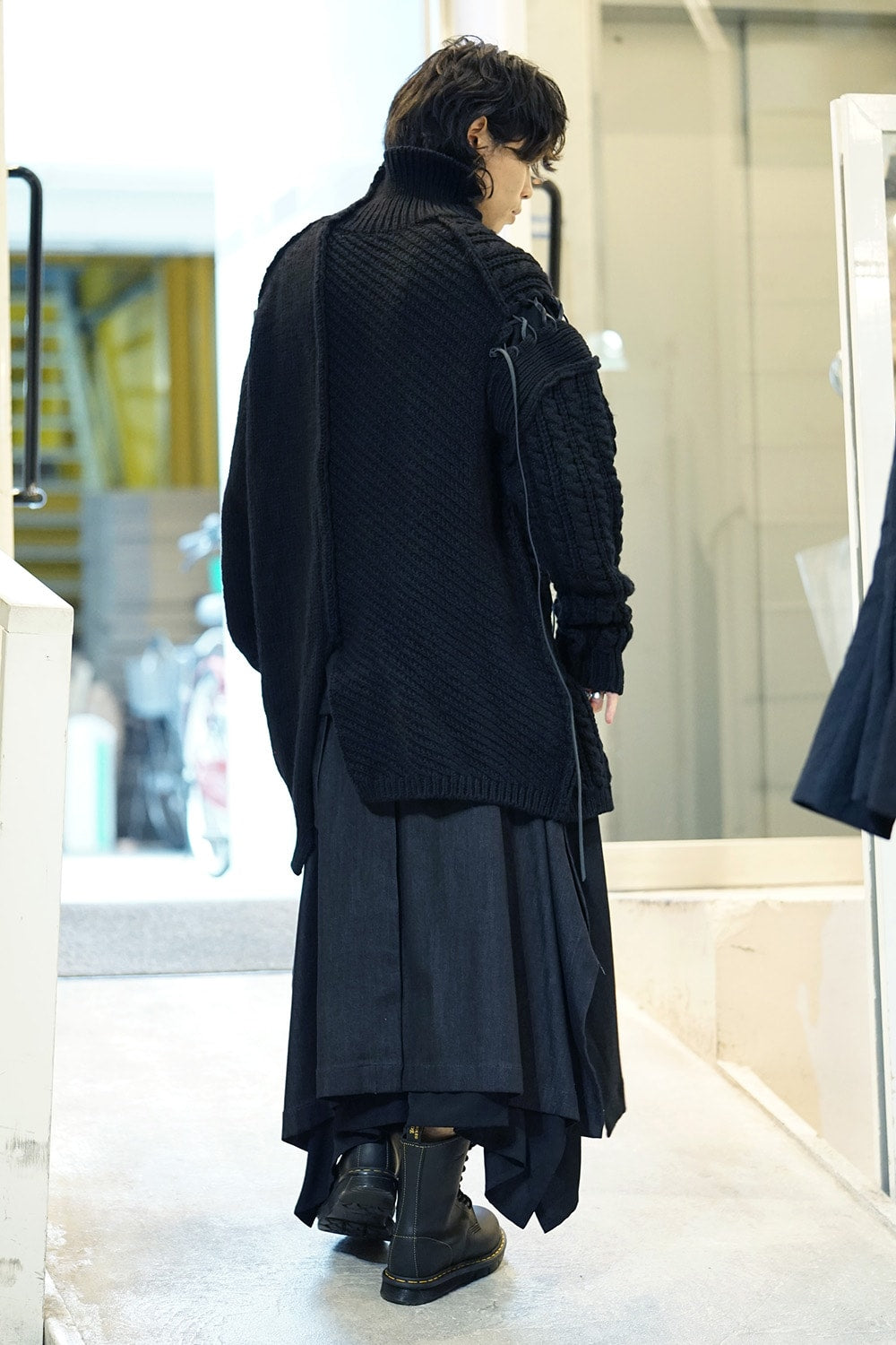 Leather Lace Seam Grafting Turtleneck Knit