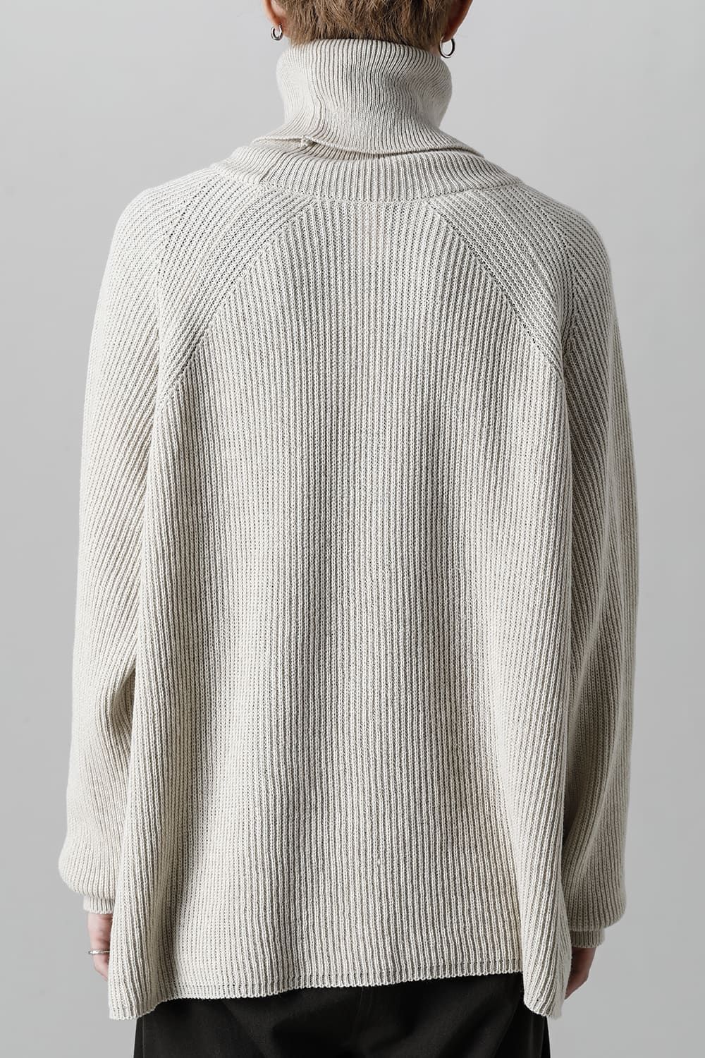 KNITTED TURTLE NECK Ivory