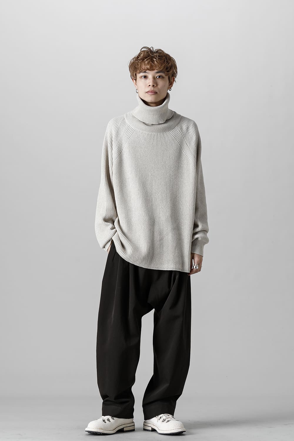 KNITTED TURTLE NECK Ivory