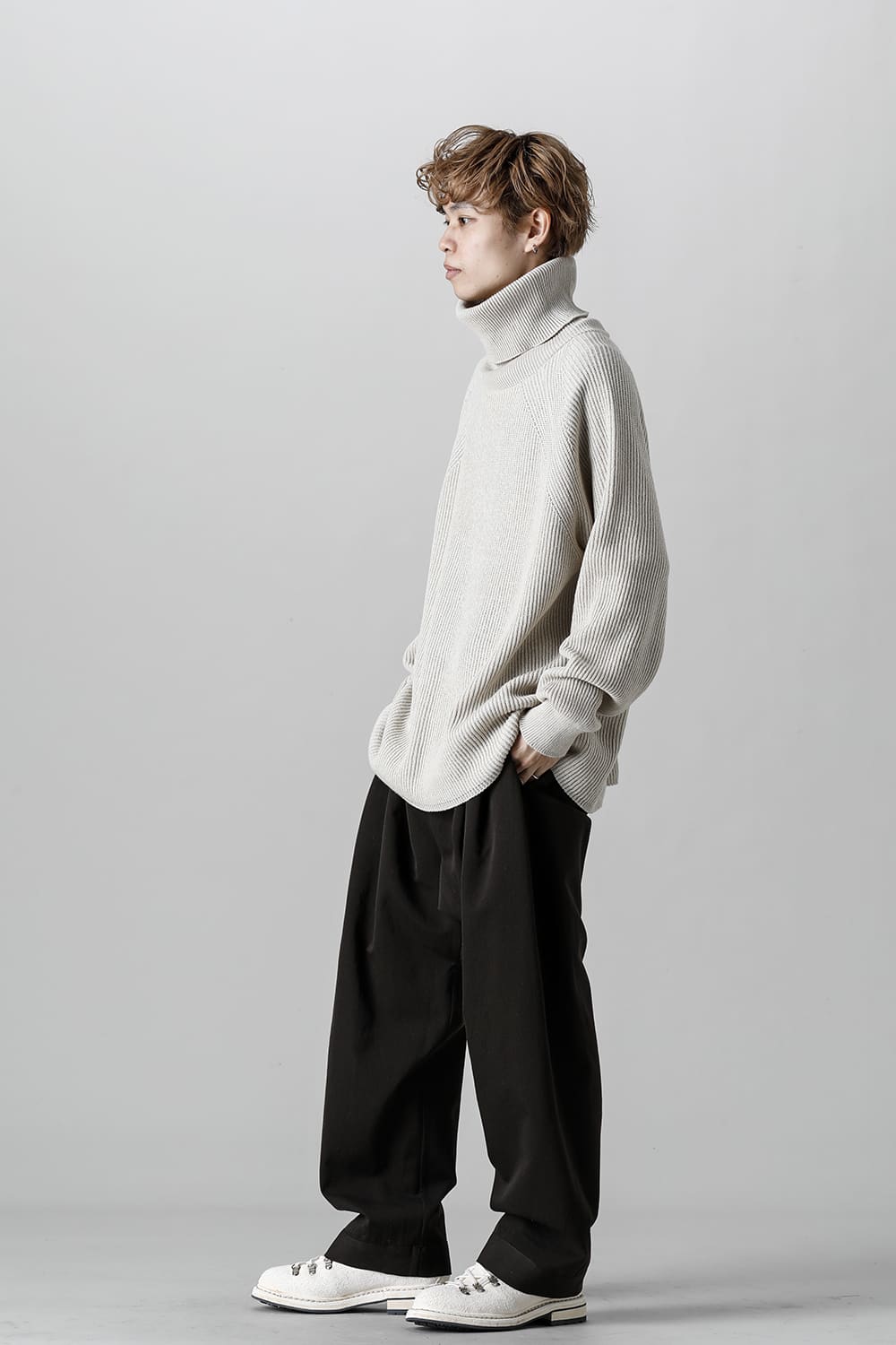 KNITTED TURTLE NECK Ivory
