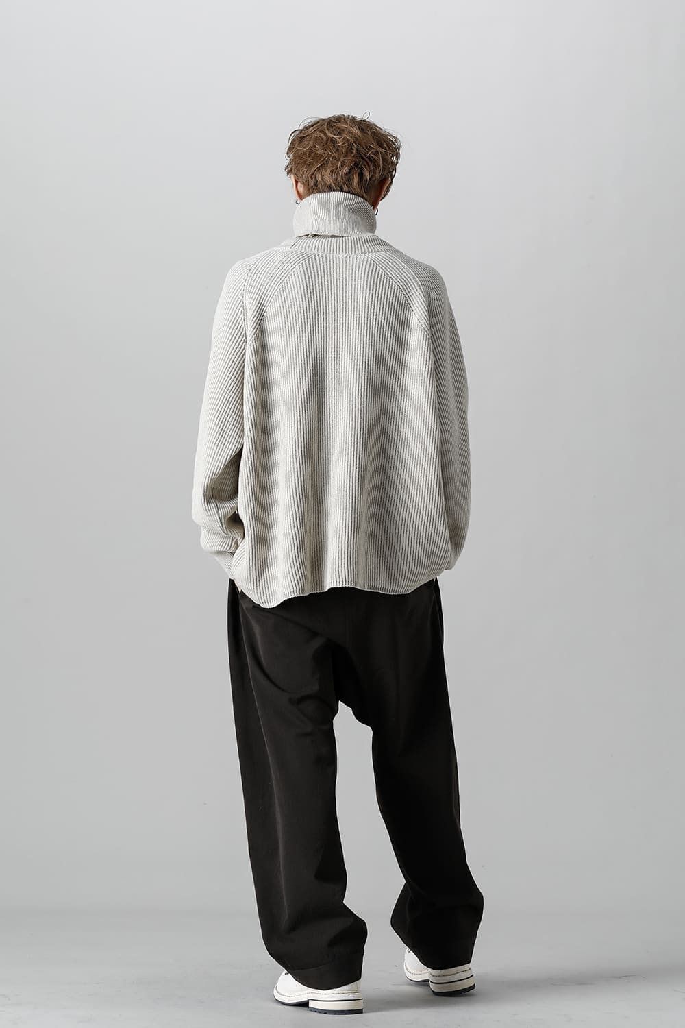 KNITTED TURTLE NECK Ivory