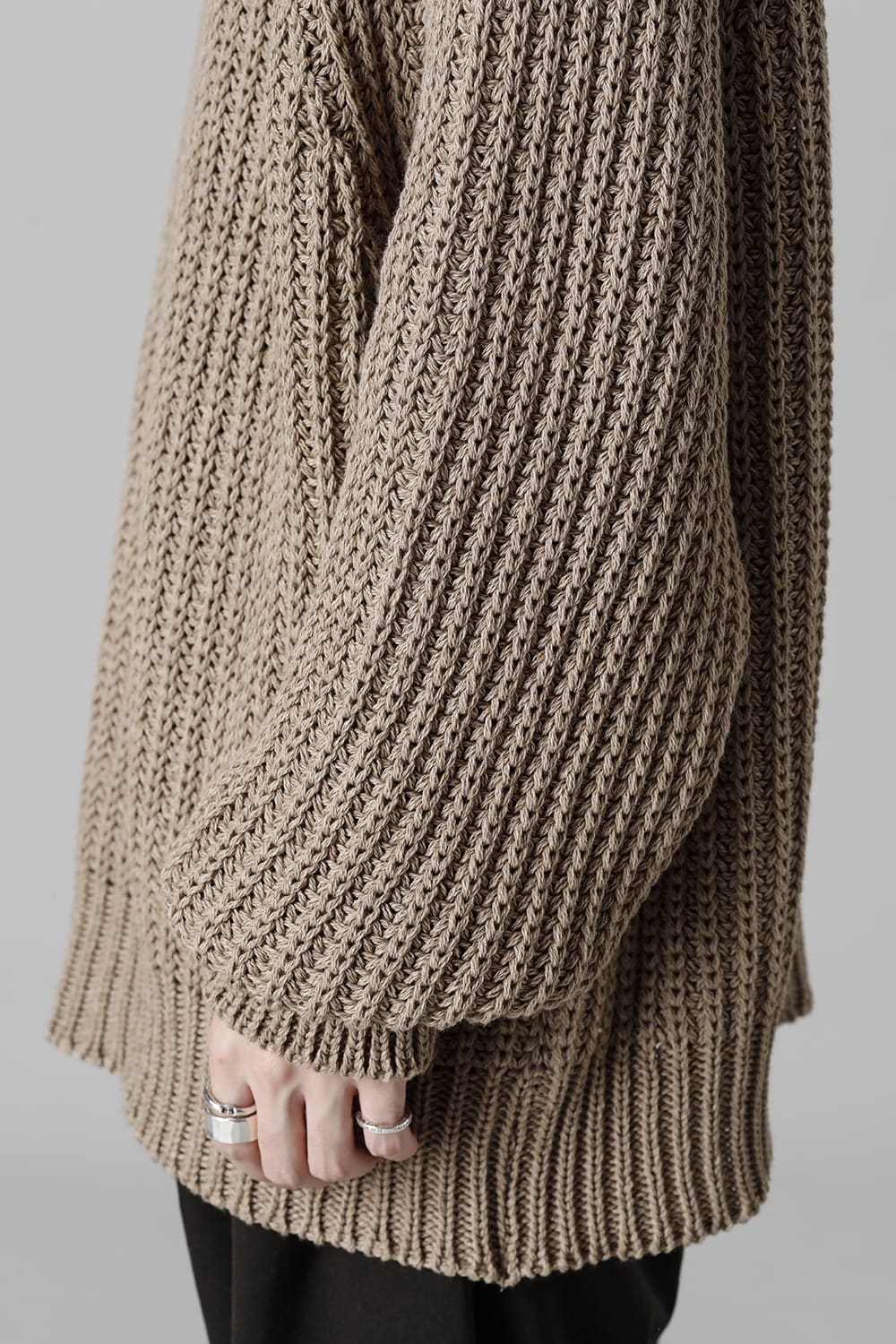 クルーネックニット クローブ