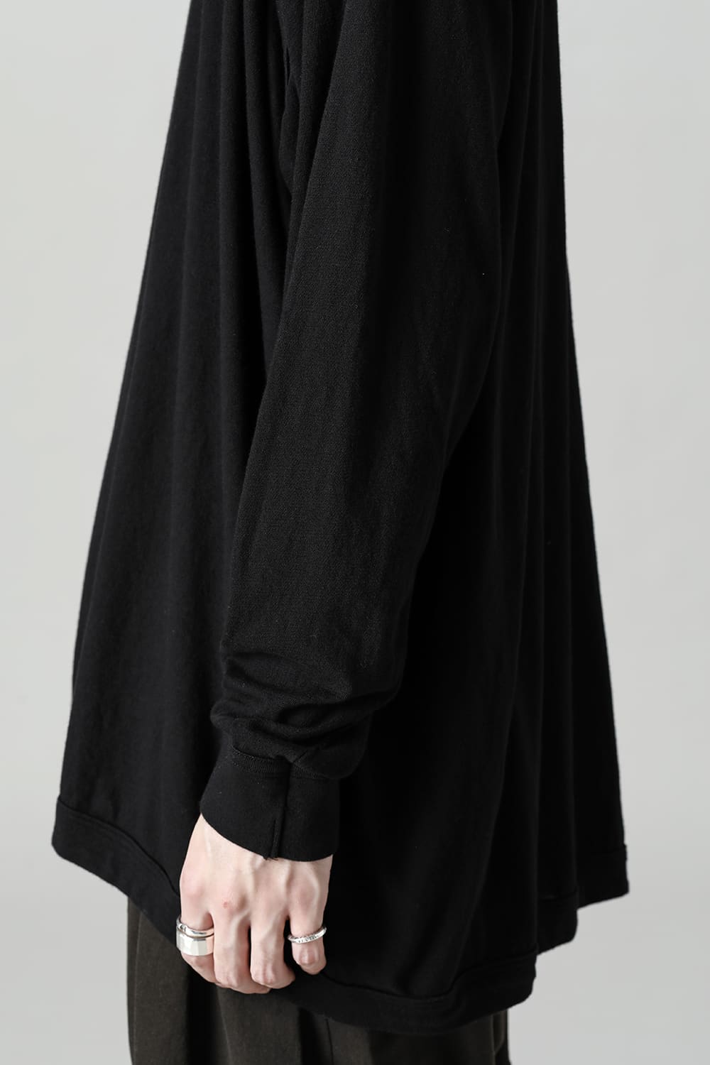 OVERSIZED LS TEE Black