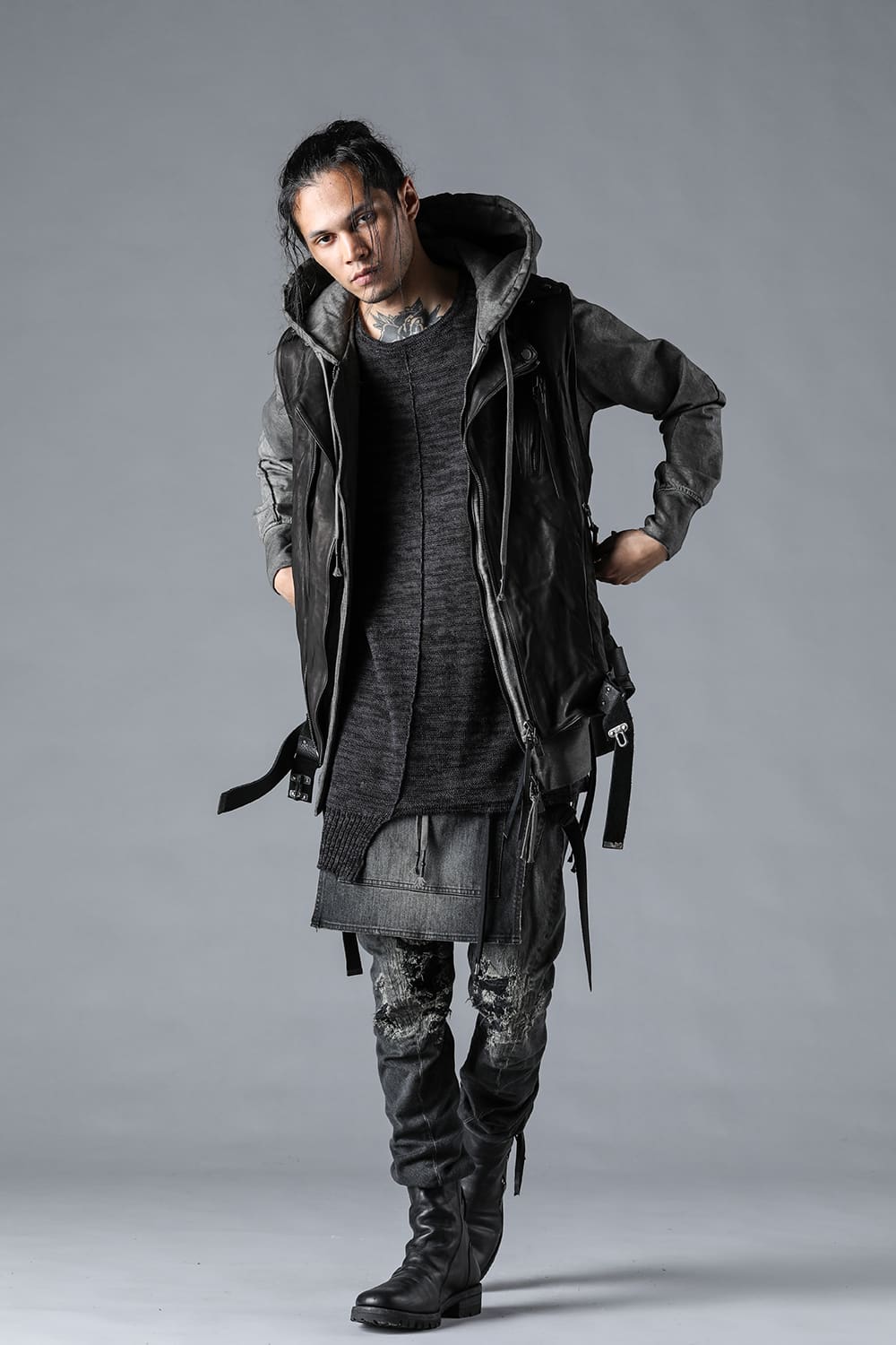 Ink-dyed Dense Knit Hooded Jacket