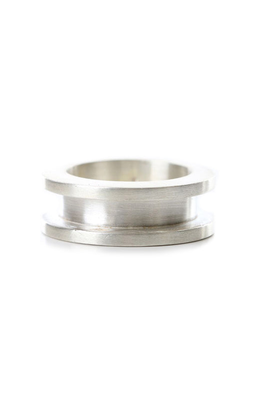 Crescent Channel Ring (9mm MA)