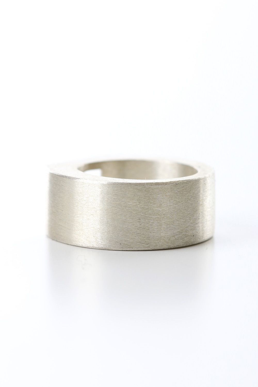 Crescent Plane Gateway Ring (9mm MA)