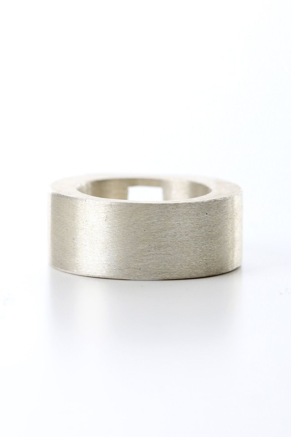 Crescent Plane Gateway Ring (9mm MA)