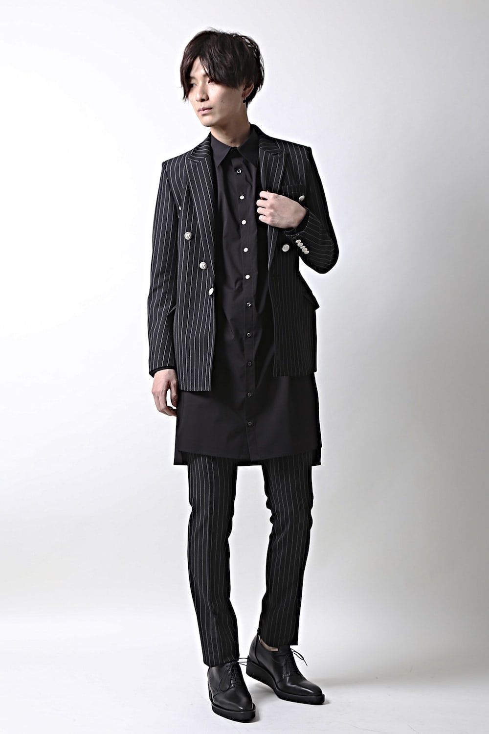 Cozmicool Pin Striped Stretch Jacket (Black × Off White)