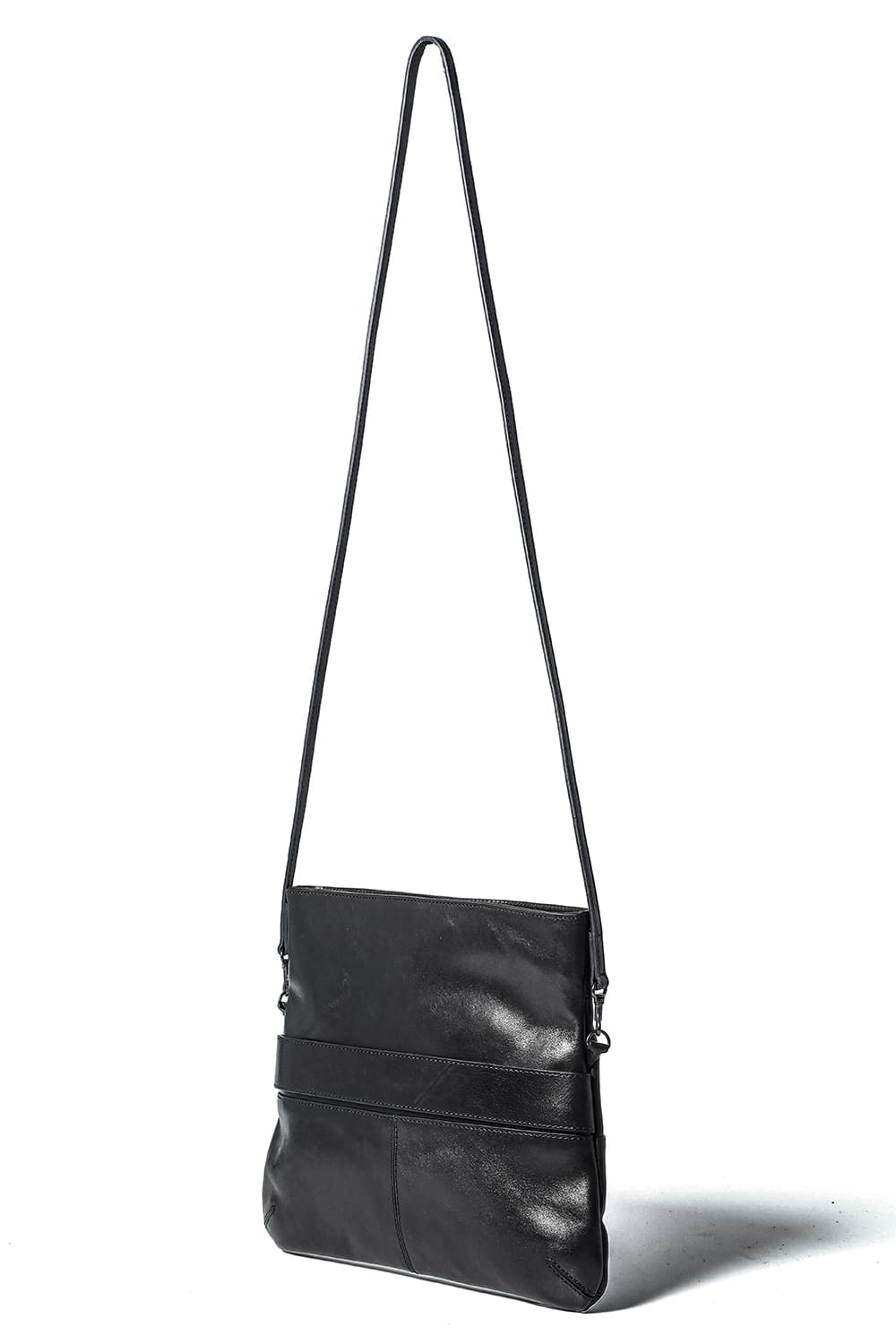 Leather poche 'enveloppe'