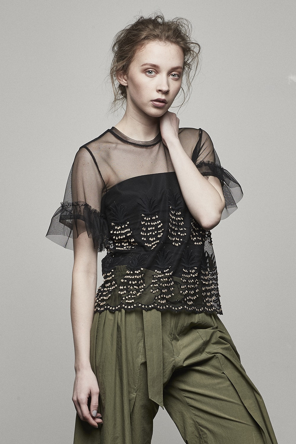 PINEAPPLE TULE T - 17S-T-01