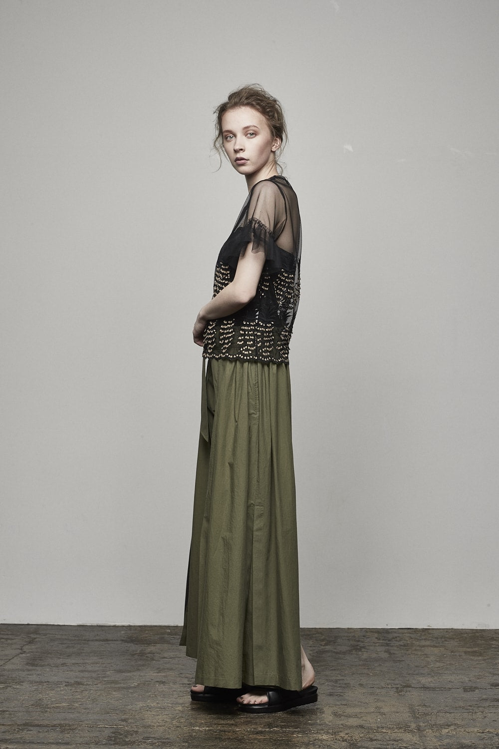 PINEAPPLE TULE T - 17S-T-01