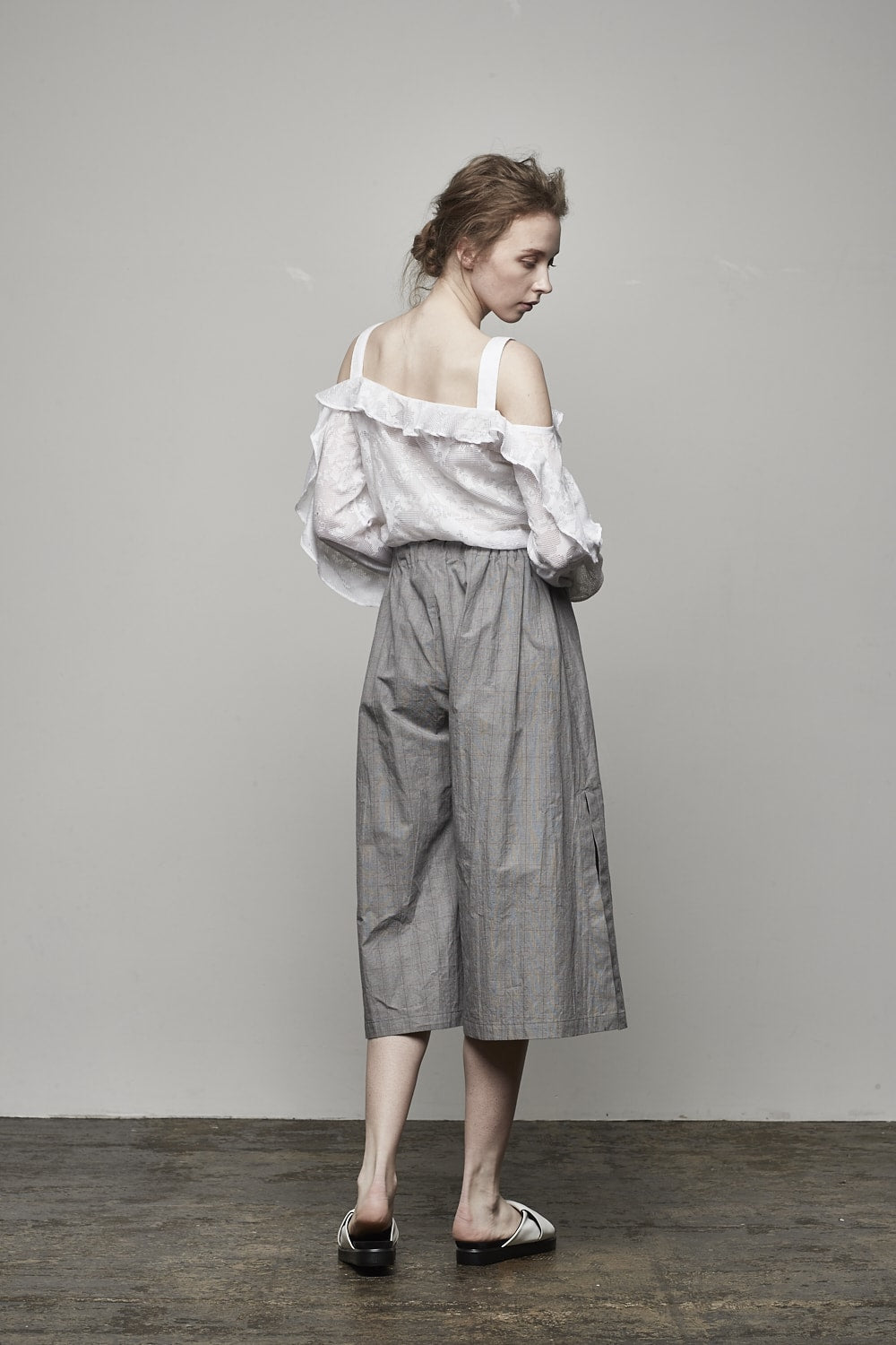 OPAL FRILL OFFSHOULDER TOP - 17S-SH-07