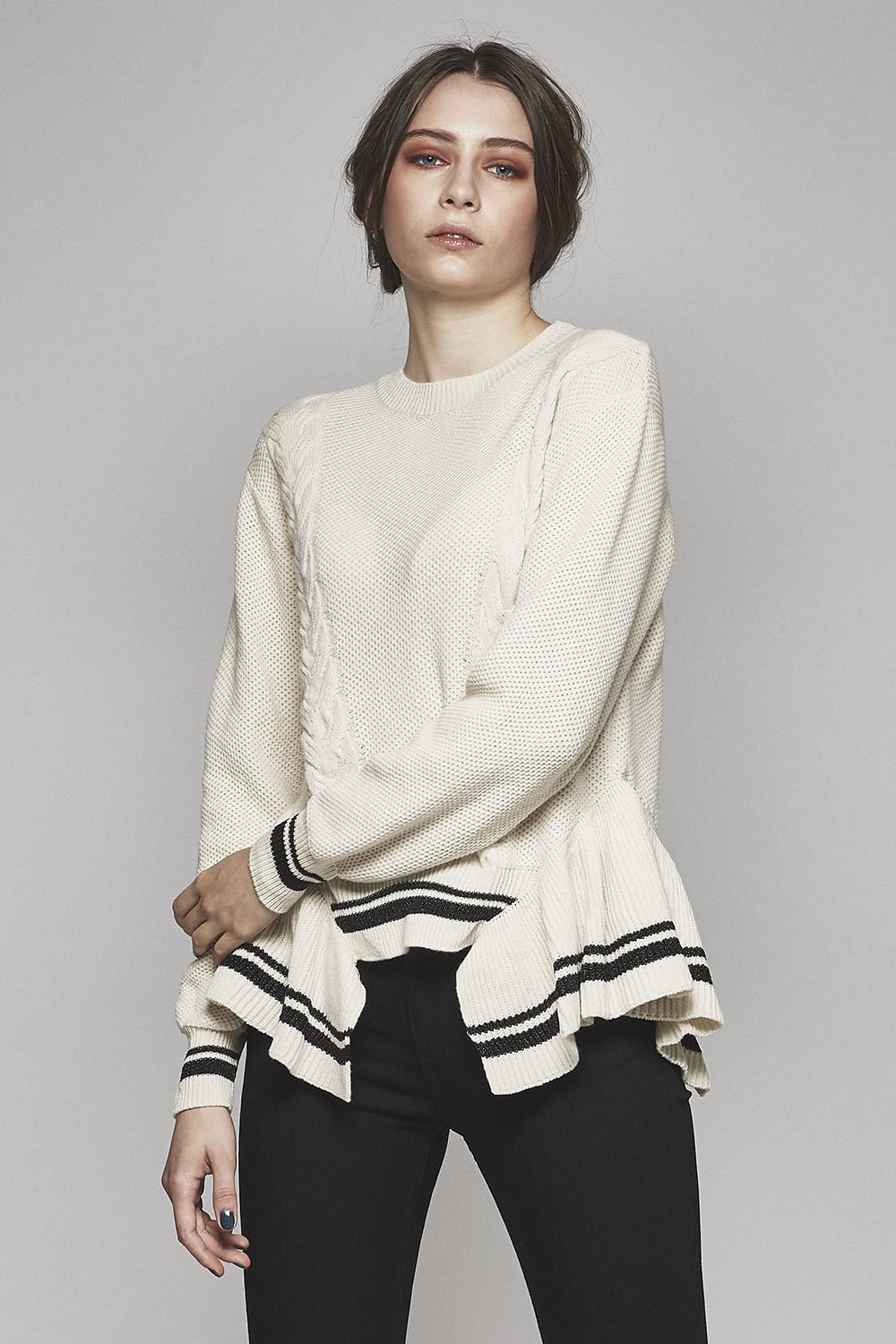 Ruffle Lace Up Knit - 17FK02