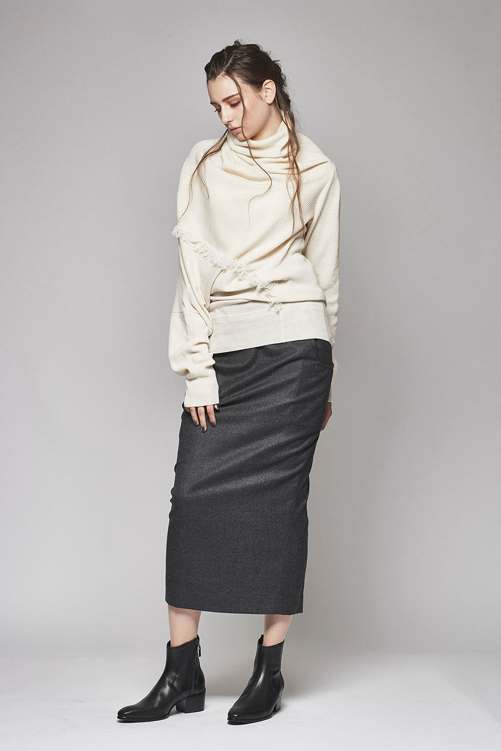 Deformed Fringe Knit - 17FK03