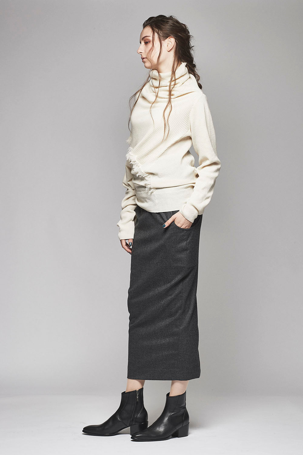 Deformed Fringe Knit - 17FK03