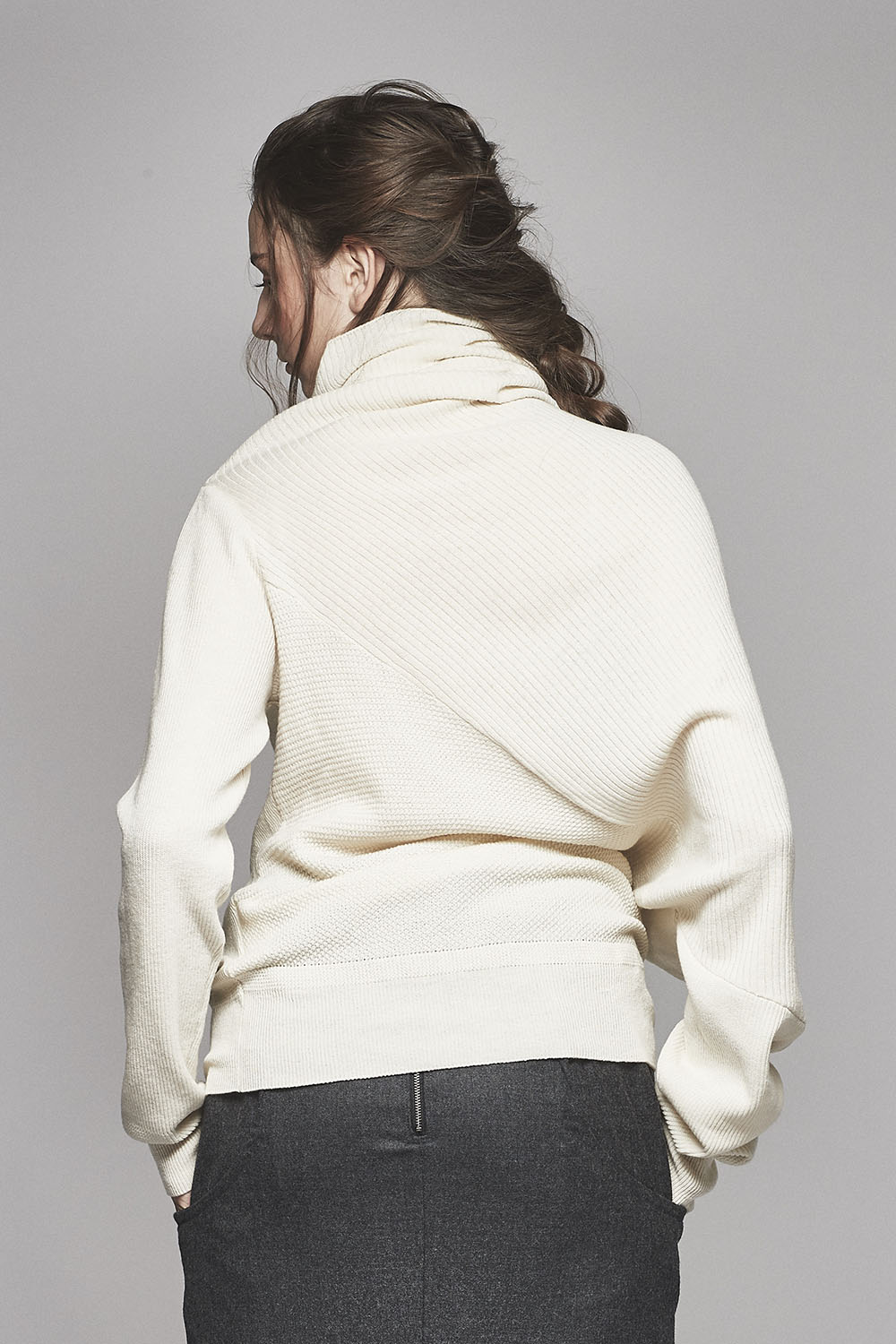 Deformed Fringe Knit - 17FK03