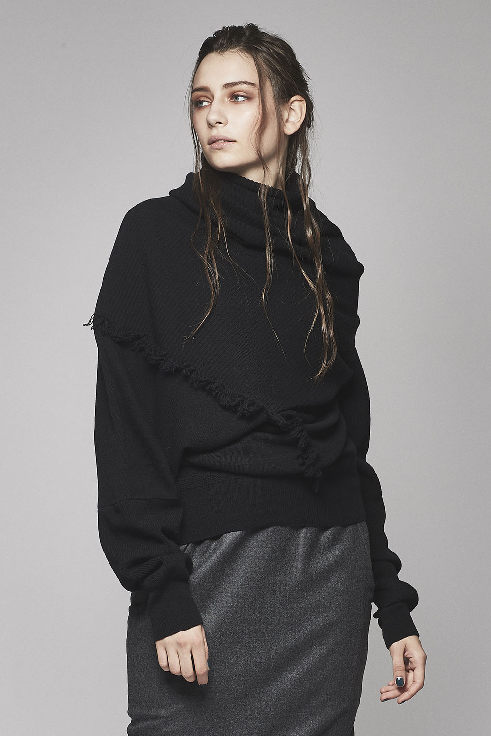 Deformed Fringe Knit - 17FK03