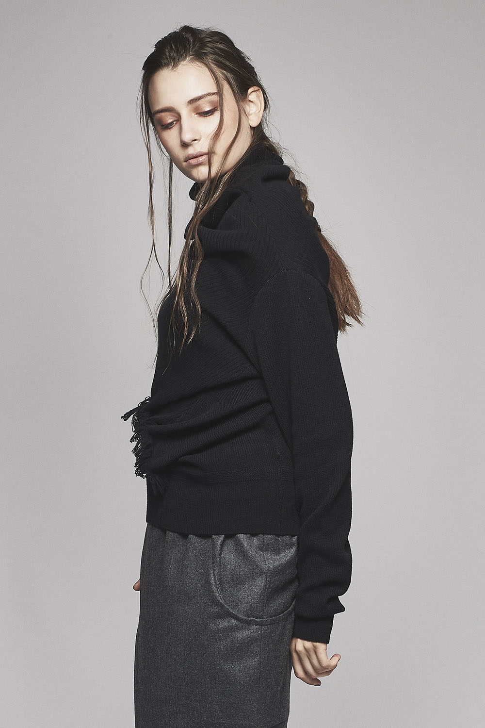 Deformed Fringe Knit - 17FK03