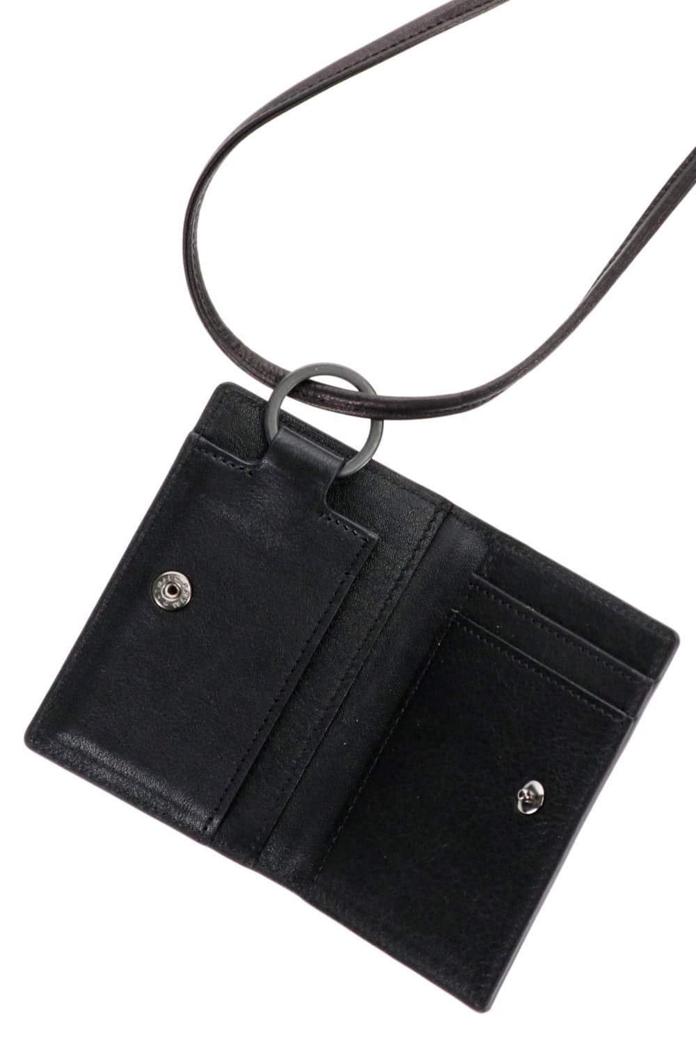 Leather wallet & card case 'empty-handed'