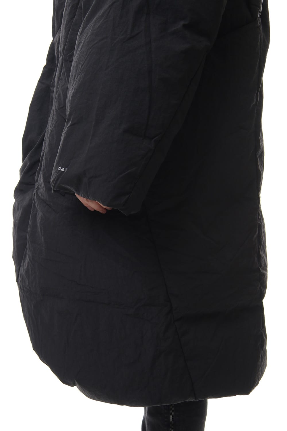 Darstronaut Geo cut Oversized down Black