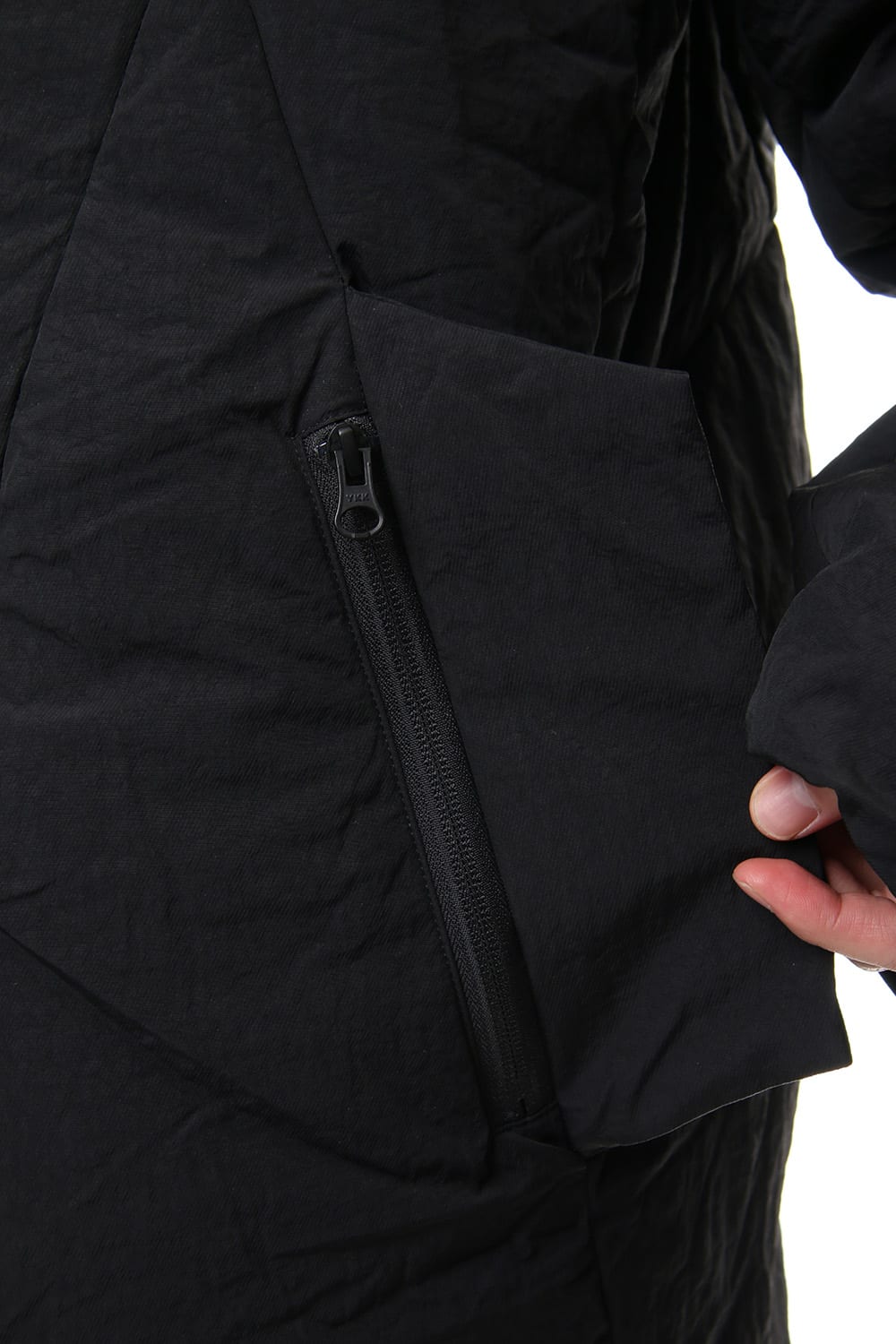 Darstronaut Geo cut Oversized down Black