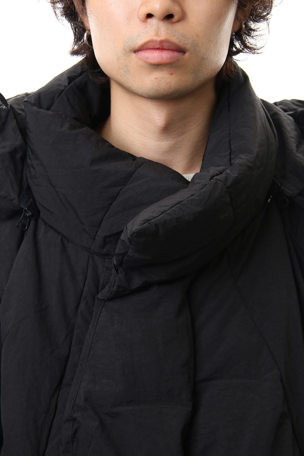 Darstronaut Geo cut Oversized down Black
