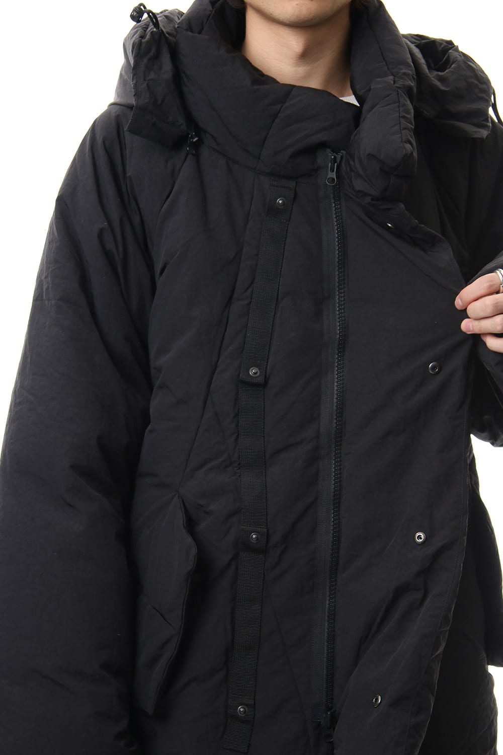 Darstronaut Geo cut Oversized down Black