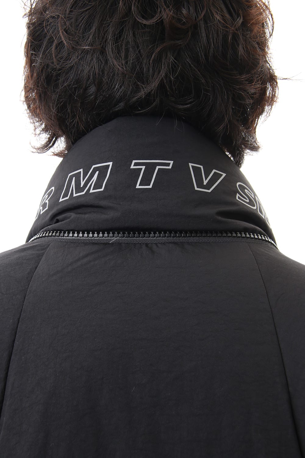 Darstronaut Geo cut Oversized down Black