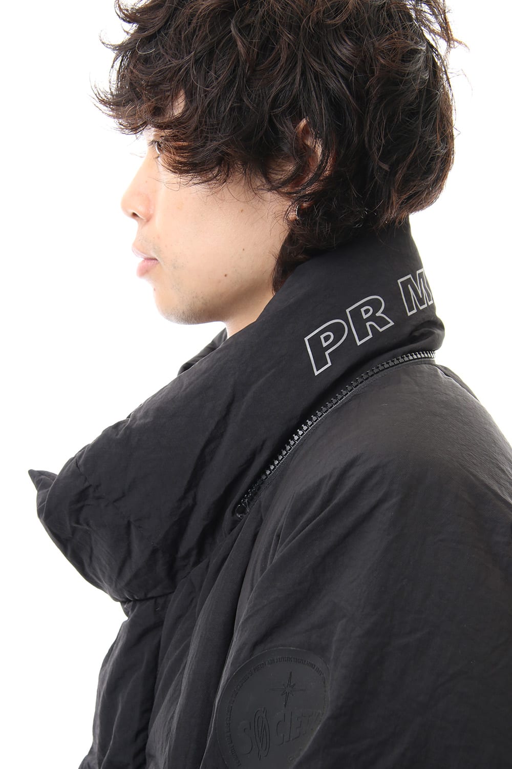 Darstronaut Geo cut Oversized down Black