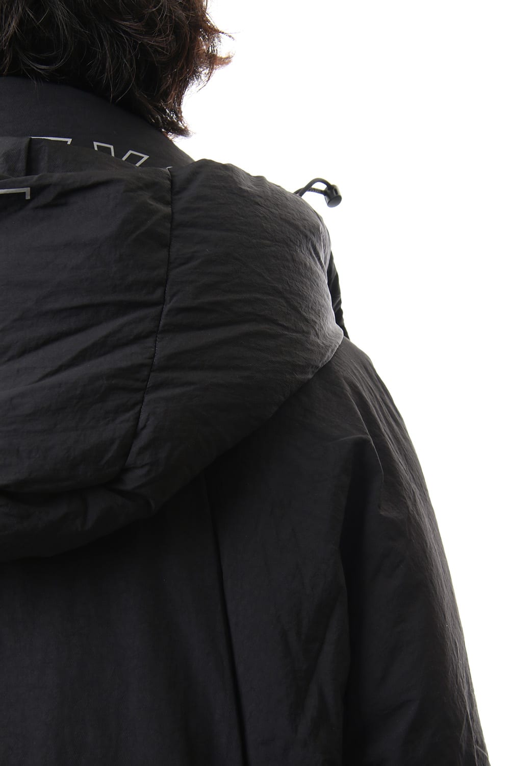 Darstronaut Geo cut Oversized down Black