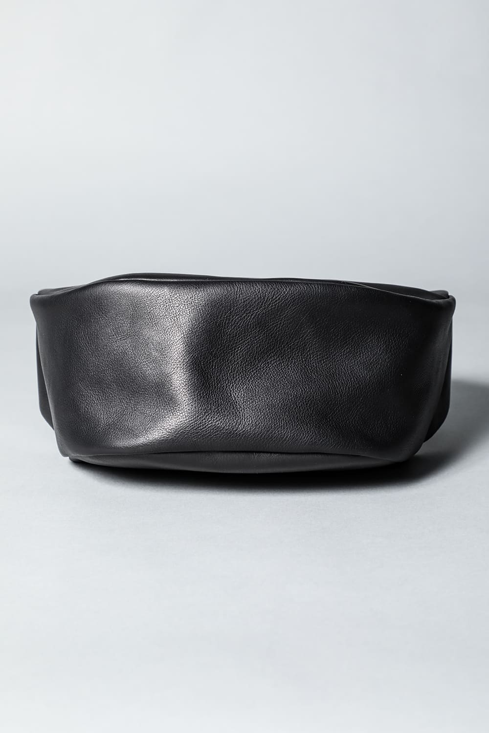 Leather waist bag 'demi cercle' 19