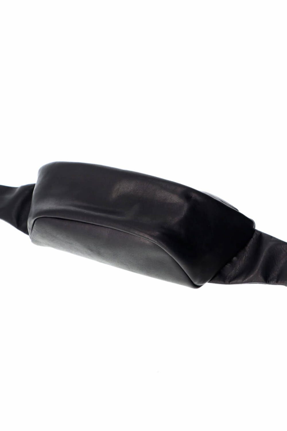 Leather small waist bag 'demi cercle' 19