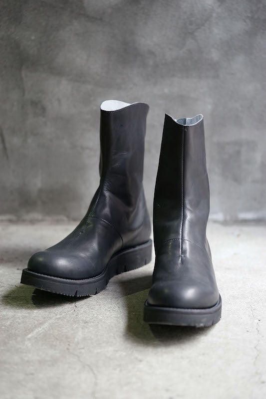 The Viridi-anne 16SS Back ZIP Boots CALFSKIN