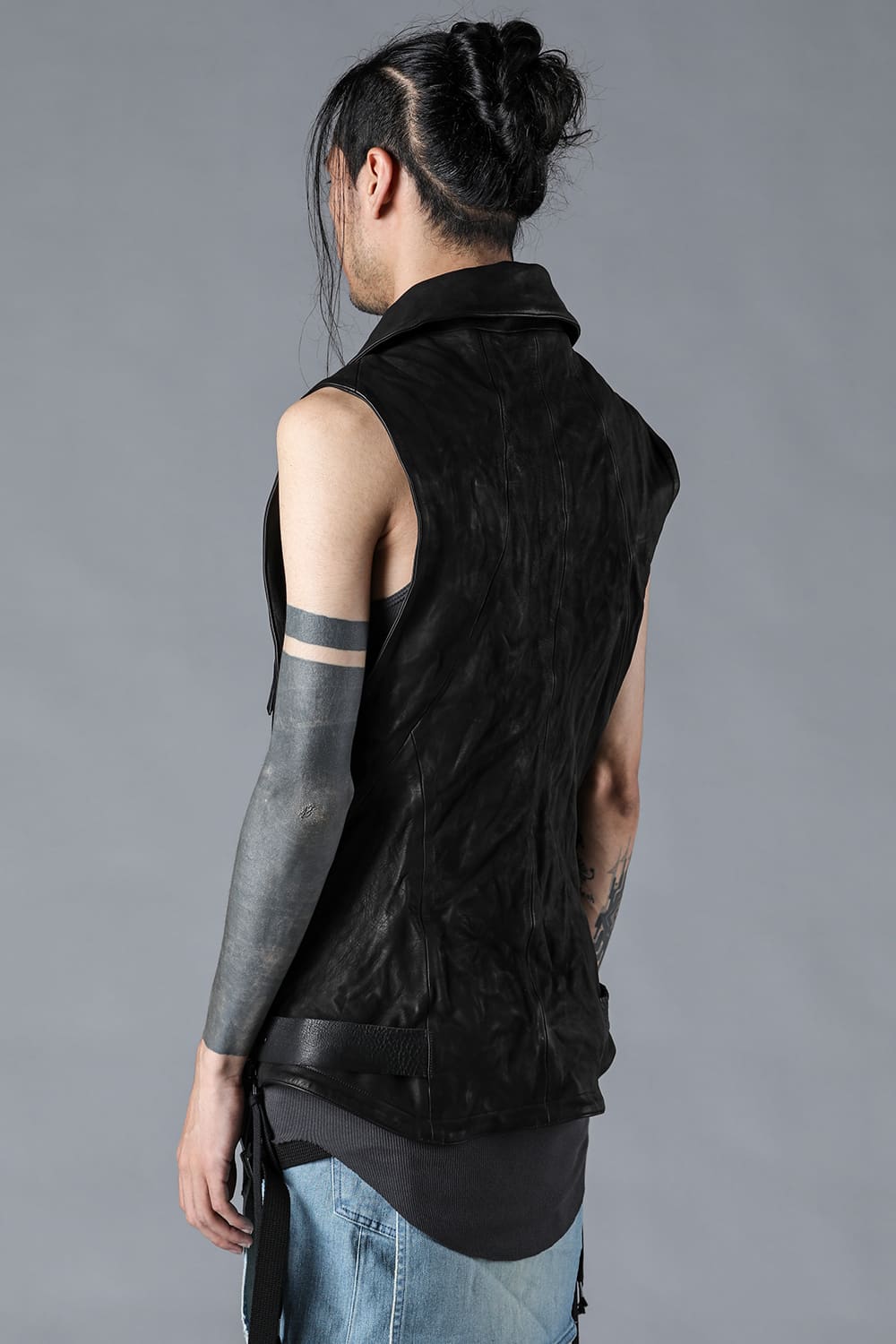 ジャパンカーフレザーライダースベスト